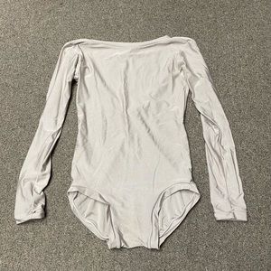 Pretty white leotard🤍